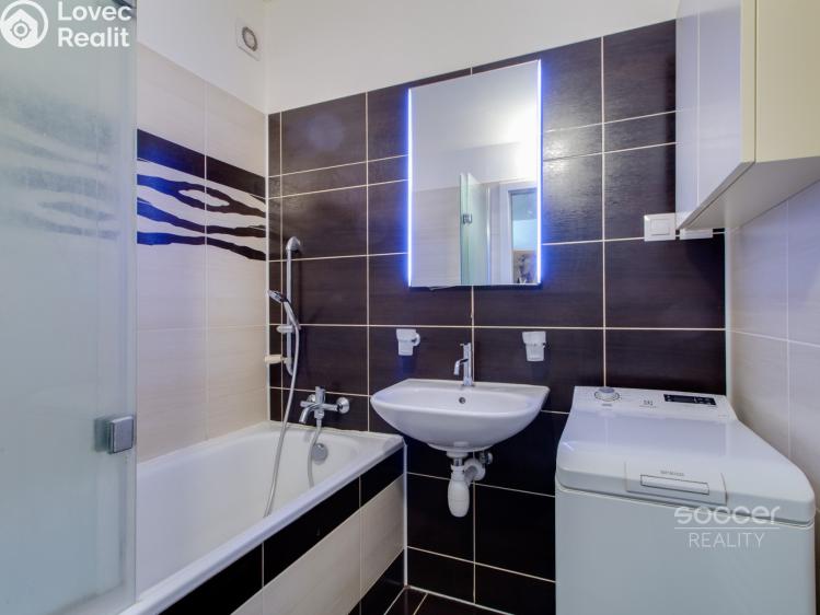 Pronájem bytu 3+1 Nupaky, U Školky č. 10