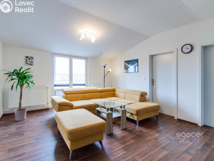 Pronájem bytu 3+1 Nupaky, U Školky č. 3