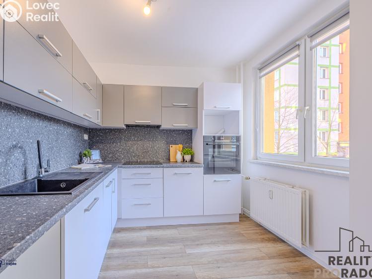 Sale apartment 3+1 Orlová, Adamusova 1249 č. 1