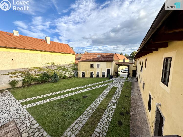 Pronájem výrobní haly Dobrovíz, Pražská č. 1