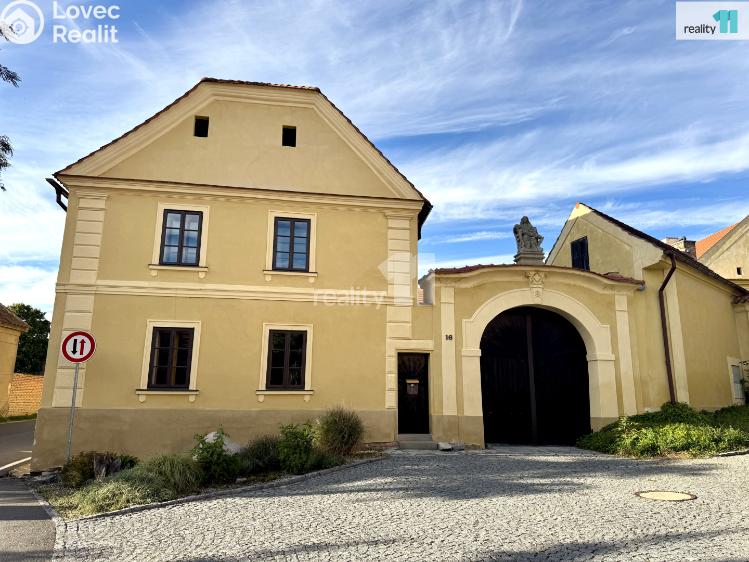 Pronájem výrobní haly Dobrovíz, Pražská č. 9