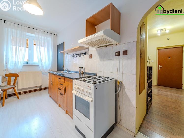 Sale apartment 2+1 Heřmanova Huť, Sídliště 218 č. 6