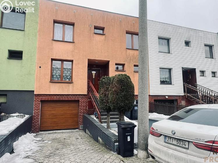 Prodej rodinného domu Návsí, Jahodová č. 2