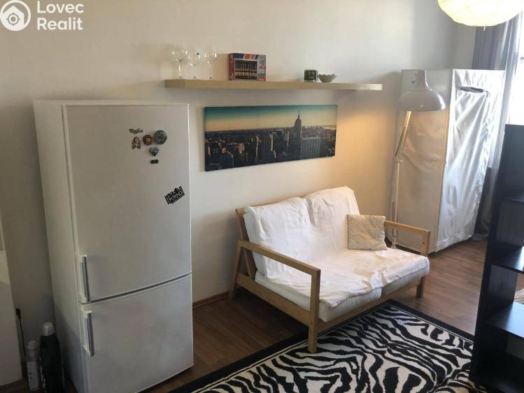 Pronájem bytu 1+KK Praha, Hartigova 1691/116 č. 5