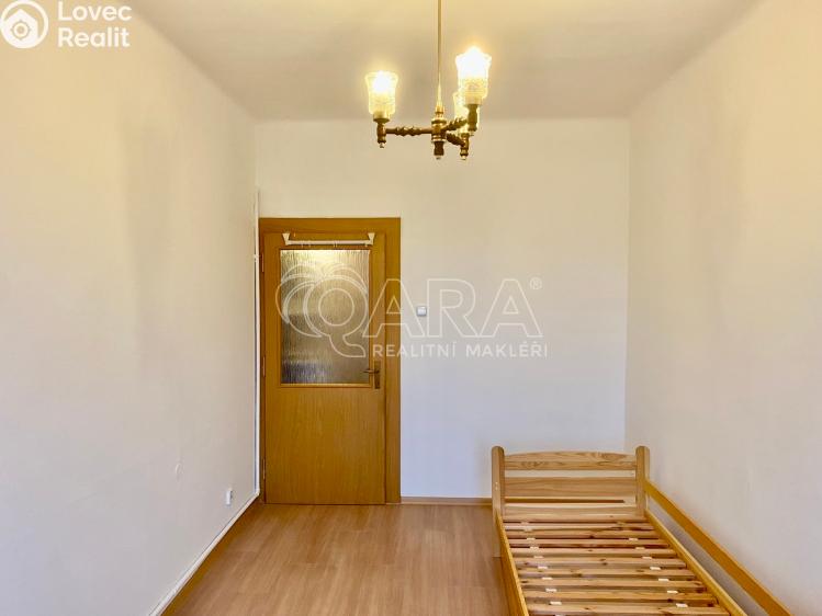 Pronájem bytu 1+1 Praha, Ruská 970/90 č. 2