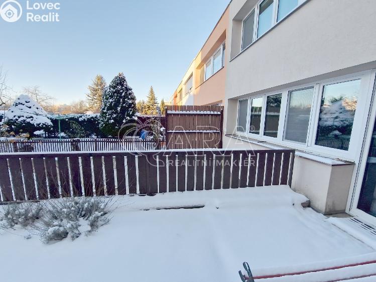 Rent apartment 1+KK Praha, Lukešova 1507/51 č. 10