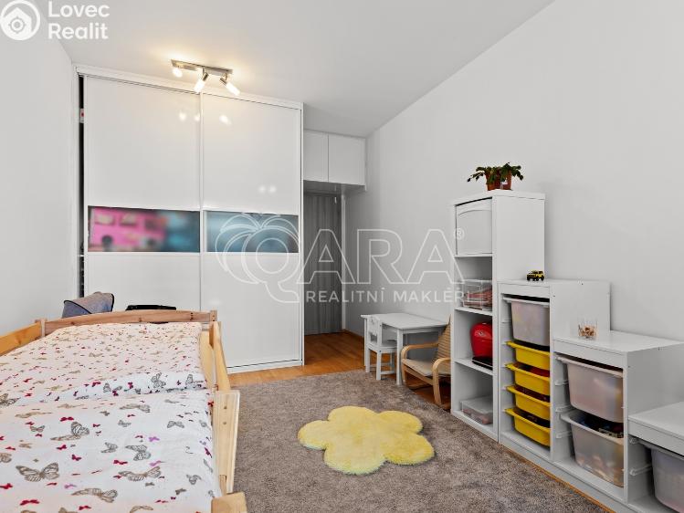 Продажа квартиры 3+KK Vestec, Ve Stromkách 377 č. 18