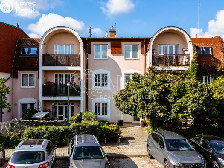 Продажа квартиры 3+KK Vestec, Ve Stromkách 377 č. 26