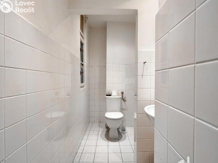 Pronájem kanceláře Praha, Jaromírova 487/4 č. 7