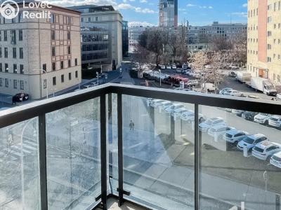 Pronájem bytu 1+KK Praha, V přístavu č. 2