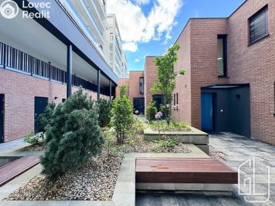 Pronájem bytu 1+KK Praha, V přístavu č. 5