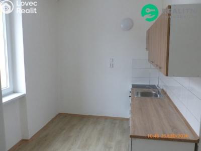 Rent apartment 2+1 Most I, 1.Máje č. 3