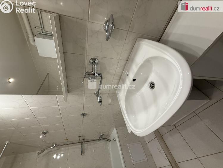 Pronájem bytu 1+1 Karlovy Vary, Kolmá č. 13