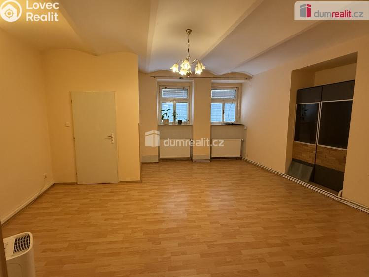 Pronájem bytu 1+1 Karlovy Vary, Kolmá č. 7