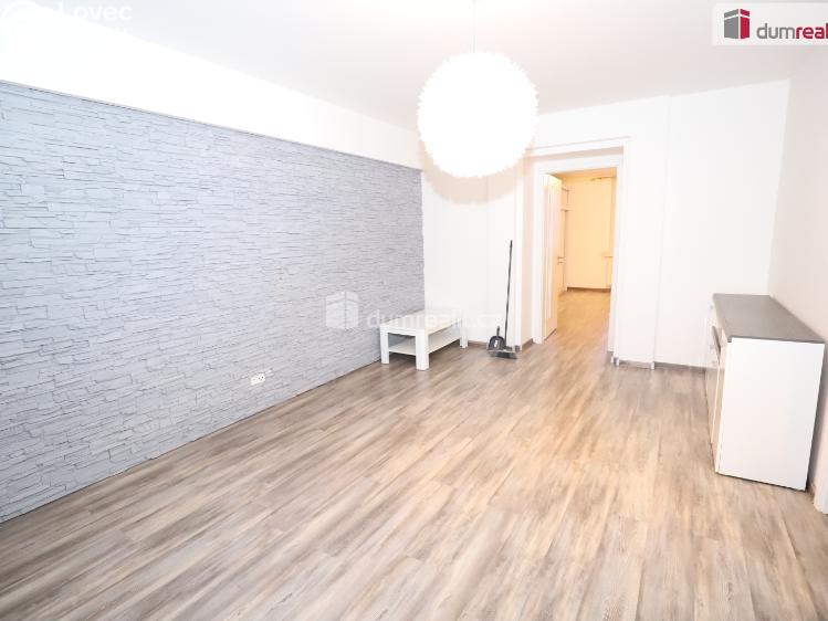 Rent apartment 2+1 Cheb, Vrchlického č. 9