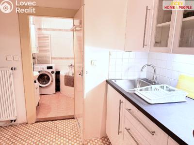 Rent apartment 2+1 Praha 3, Biskupcova č. 6