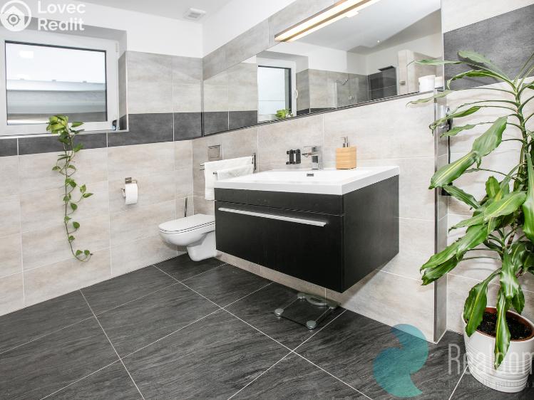 Sale family house Vitín č. 10