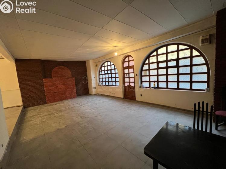 Rent commercial space Uničov, Dr. Beneše č. 4