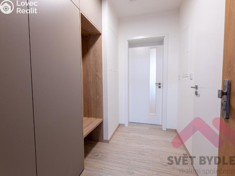 Pronájem bytu 2+KK Praha, Laudova 1003/26 č. 12