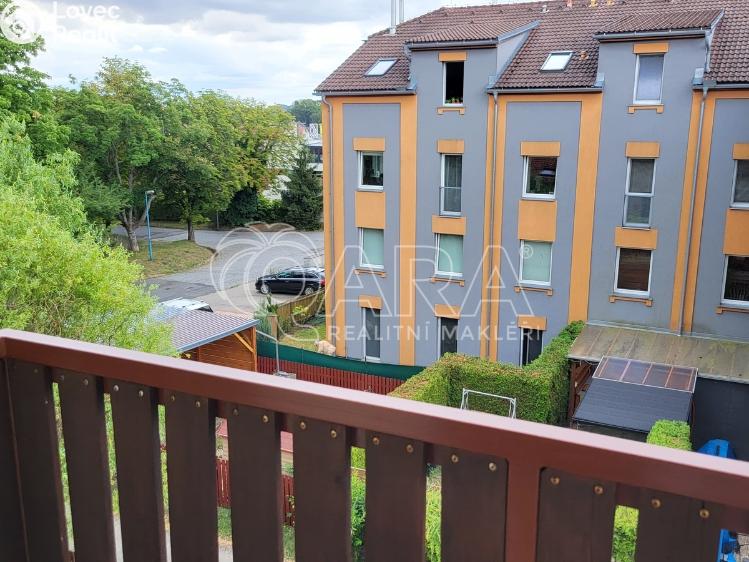 Pronájem bytu 2+KK Milovice, Kaštanová 679 č. 6