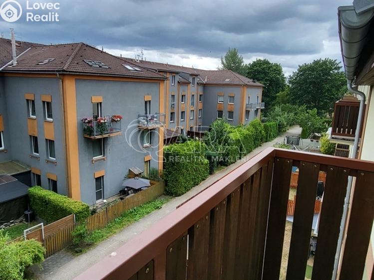 Pronájem bytu 2+KK Milovice, Kaštanová 679 č. 11