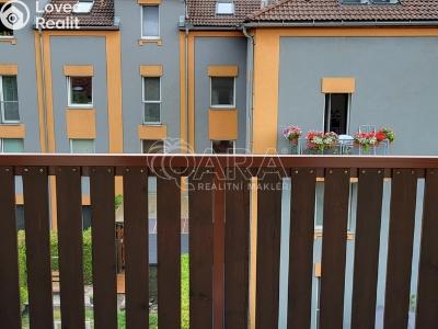 Pronájem bytu 2+KK Milovice, Kaštanová 679 č. 10