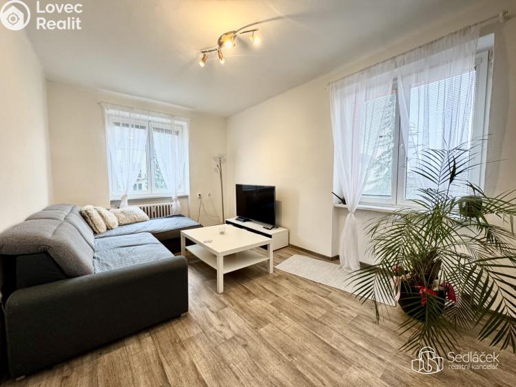 Оренда квартири 2+1 Sokolov, Sokolovská č. 1