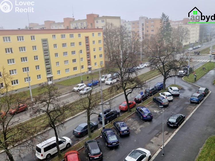 Pronájem bytu 2+1 Praha č. 16