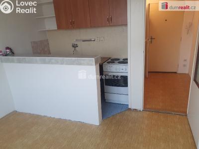 Pronájem bytu 1+KK Děčín, Kamenická č. 4