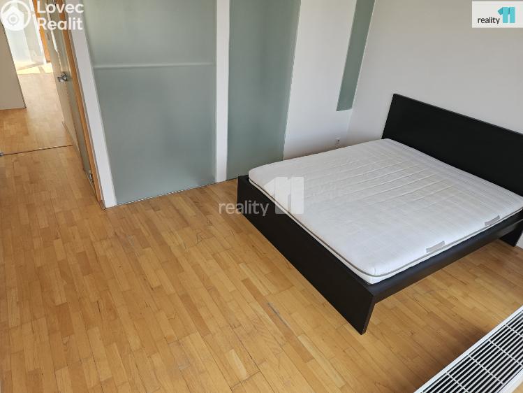 Аренда квартиры 2+KK Praha 12, K lesu č. 7