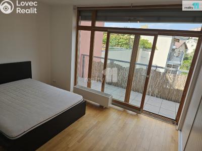 Аренда квартиры 2+KK Praha 12, K lesu č. 4