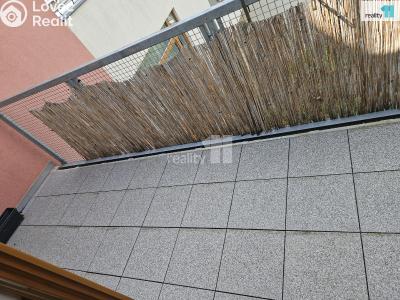 Аренда квартиры 2+KK Praha 12, K lesu č. 6