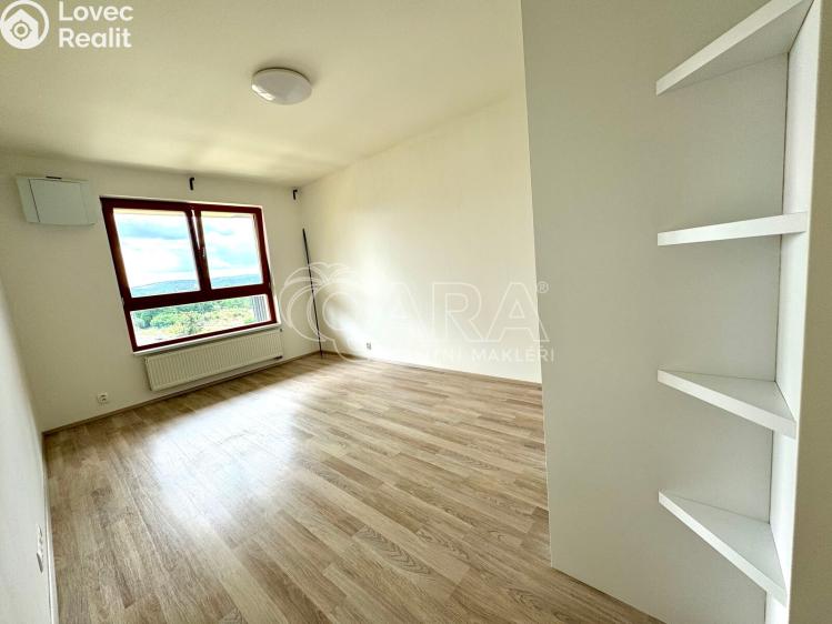 Pronájem bytu 2+KK Praha, K Vystrkovu 2250/2 č. 12