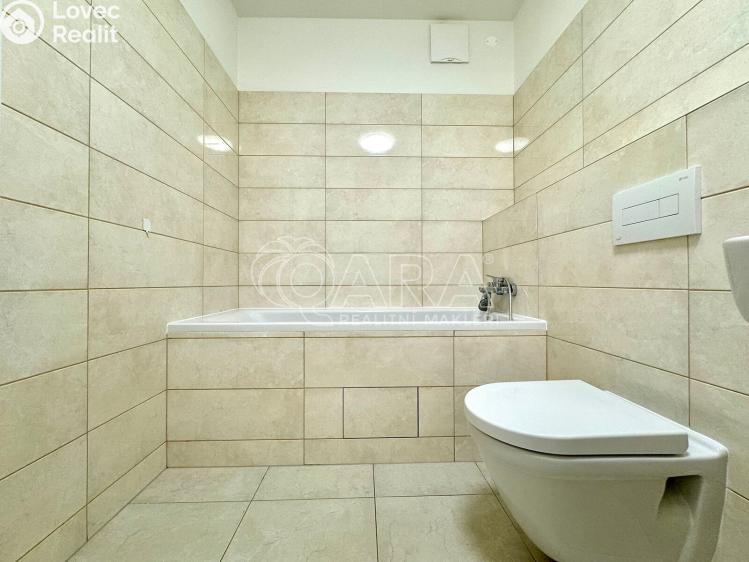 Pronájem bytu 2+KK Praha, K Vystrkovu 2250/2 č. 13