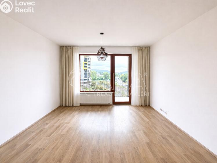 Pronájem bytu 2+KK Praha, K Vystrkovu 2250/2 č. 3