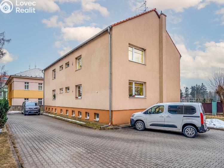 Prodej bytu 3+KK Kladno, Sportovců 1382 č. 3