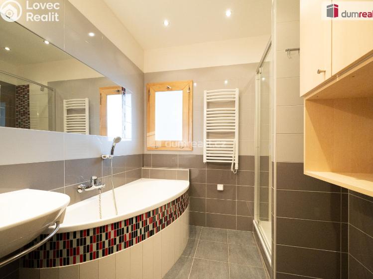 Продажа квартиры 3+1 Lhenice, Sídliště SNP č. 16