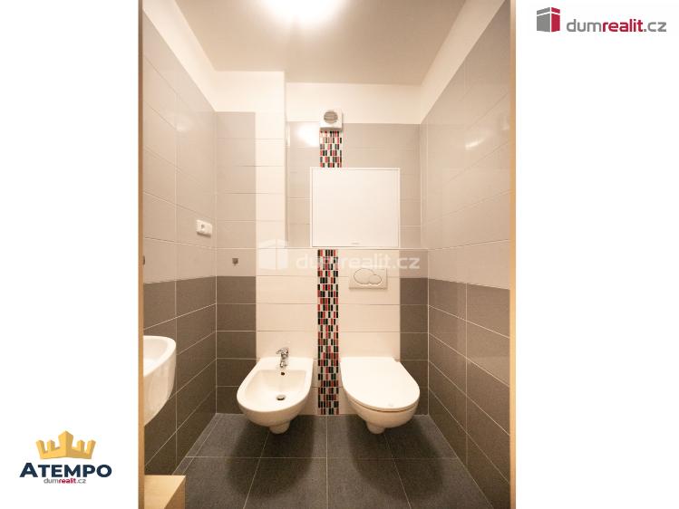 Продажа квартиры 3+1 Lhenice, Sídliště SNP č. 17