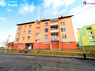 Продажа квартиры 3+1 Lhenice, Sídliště SNP č. 1