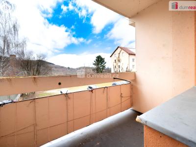 Продажа квартиры 3+1 Lhenice, Sídliště SNP č. 4