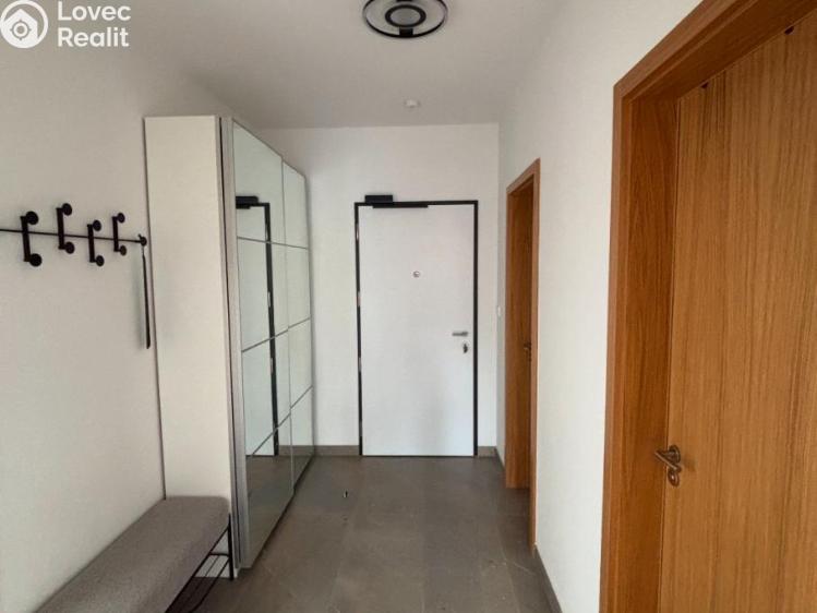 Pronájem bytu 2+KK Praha, Vladimíra Kobranova 1059/4 č. 16