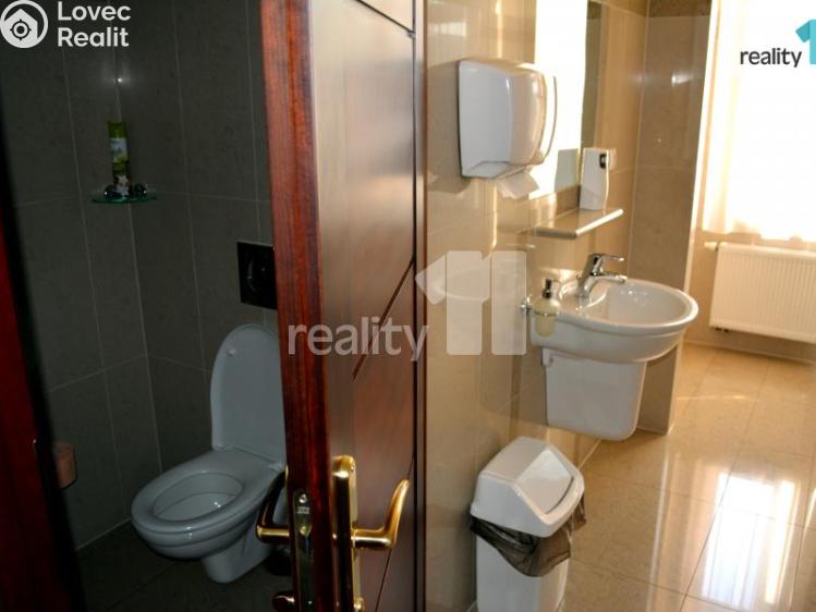 Rent office space Karlovy Vary, Chebská č. 9