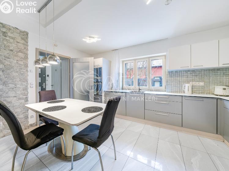 Продажа семейного дома Říčany, Rooseveltova 720/35 č. 3