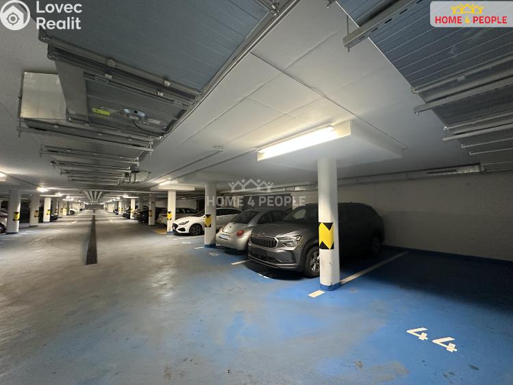 Pronájem bytu 4+KK Praha 8, Nad Bání č. 23