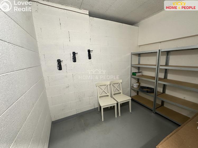 Pronájem bytu 4+KK Praha 8, Nad Bání č. 24