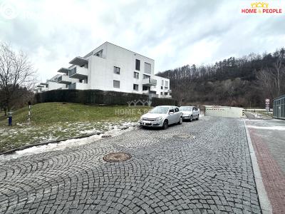 Pronájem bytu 4+KK Praha 8, Nad Bání č. 1