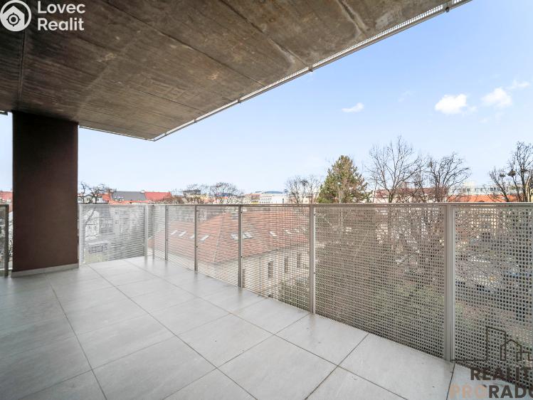 Prodej bytu 4+KK Pardubice, Smilova č. 10