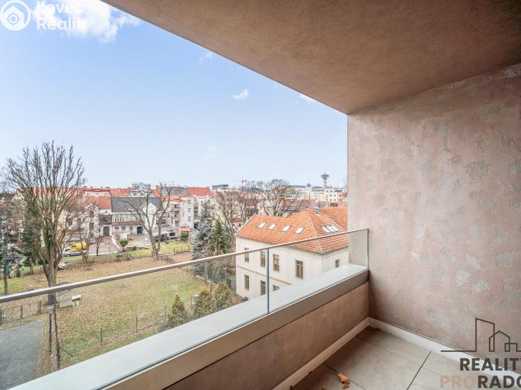 Prodej bytu 4+KK Pardubice, Smilova č. 18