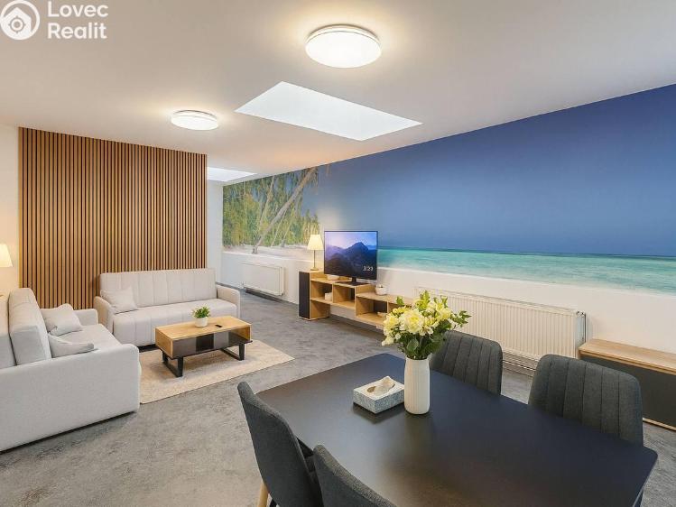 Pronájem bytu 4+KK Nové Strašecí, Čsl. armády č. 1