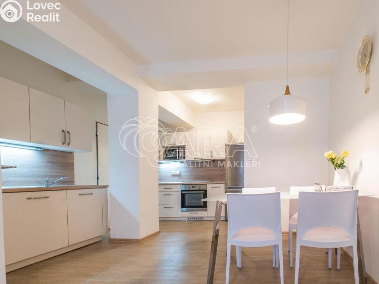 Pronájem bytu 2+KK Pardubice č. 7